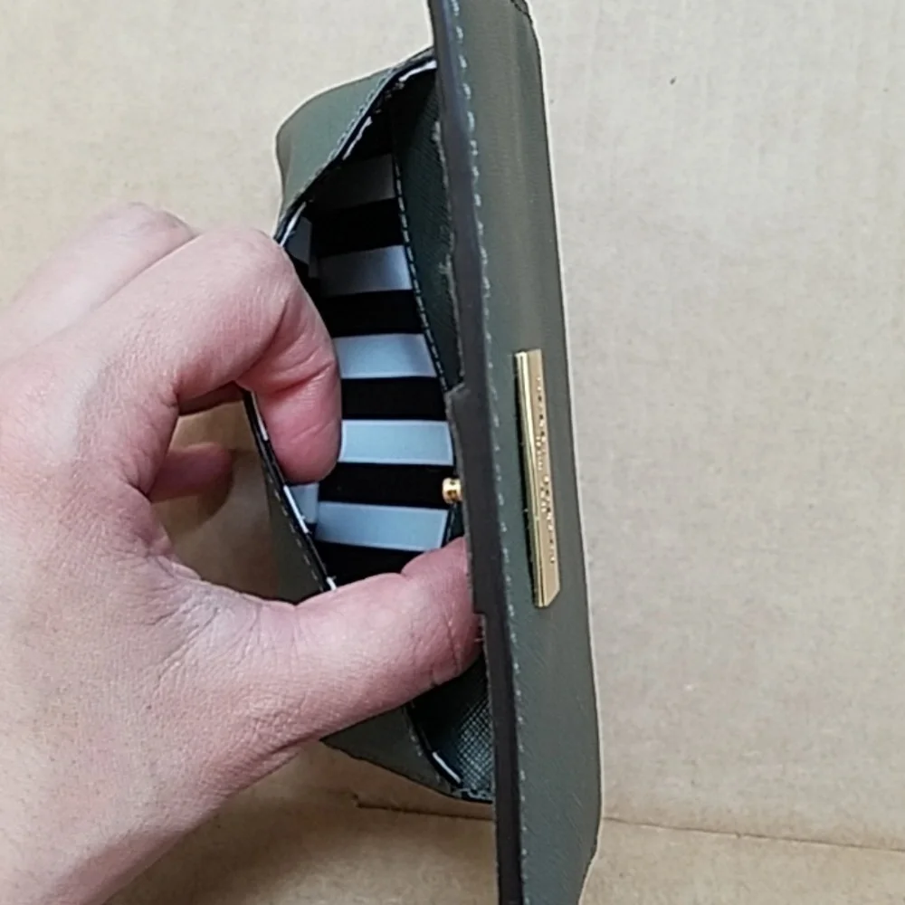 henri bendel henri bendel